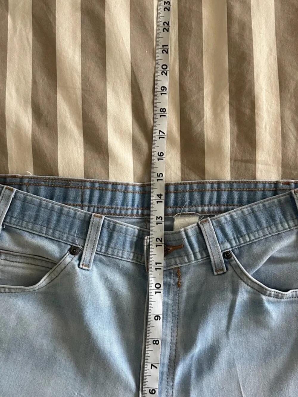 Vintage Levi's Action Jeans Light Wash Size 32 x 28